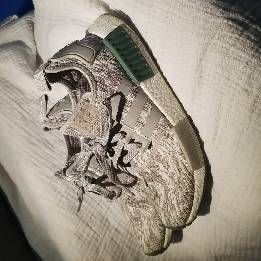 Adidas NMDS  mens size 5